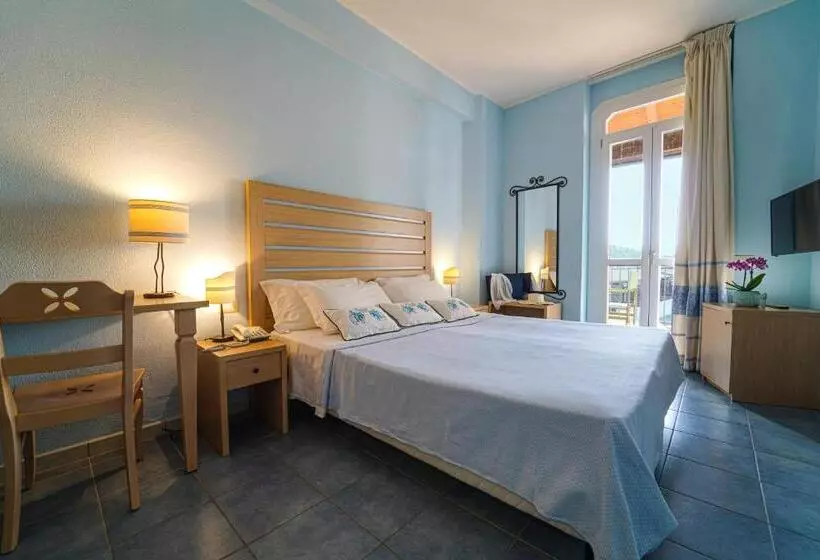 اتاق کلاسیک, Cala Della Torre Resort