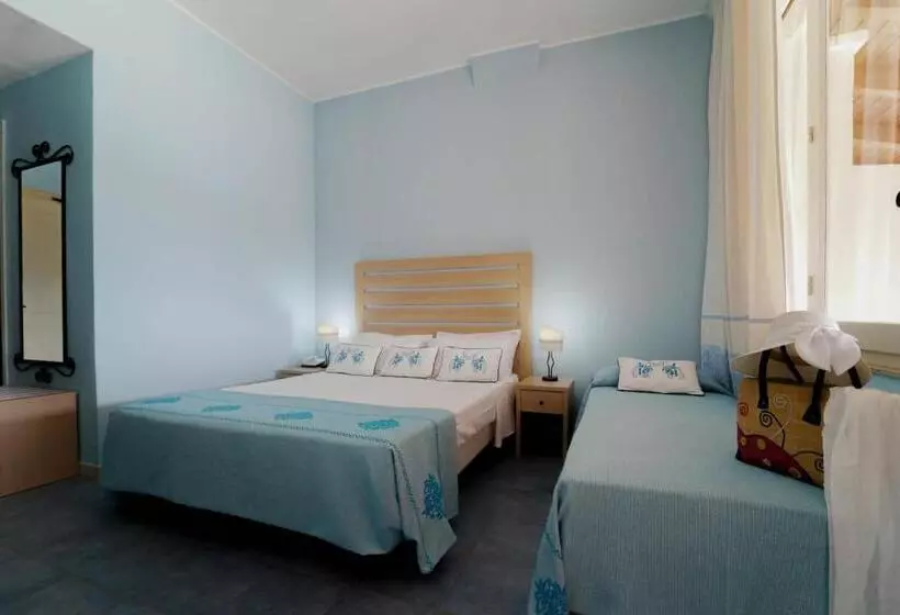 اتاق سوپریور سه تخته, Cala Della Torre Resort
