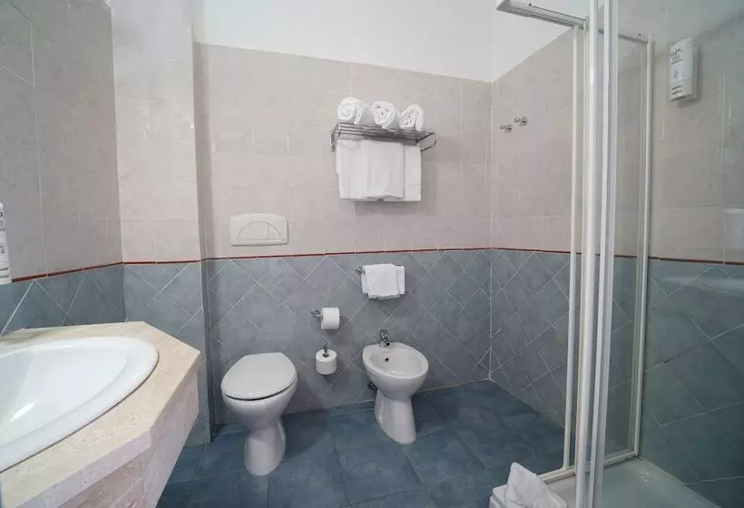 اتاق کلاسیک چهارنفره, Cala Della Torre Resort