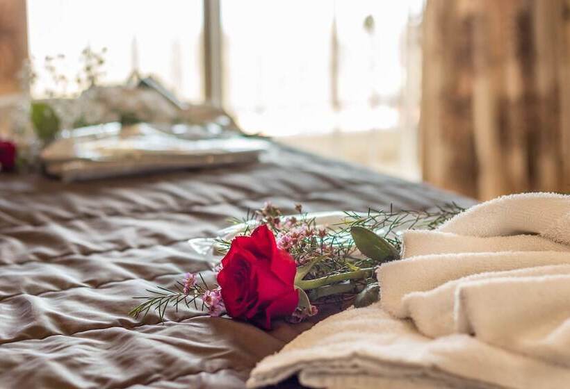 Standard Studio with Views, Hill View Hotel Apartments