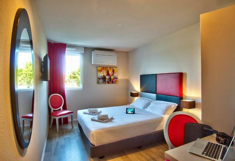 스탠다드 룸, Adonis Hotel Bayonne