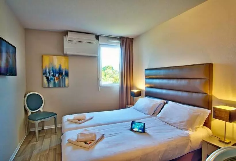 اتاق استاندارد, Adonis Hotel Bayonne