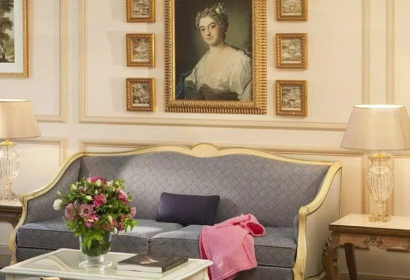 ジュニアスイート, Auberge Du Jeu De Paume