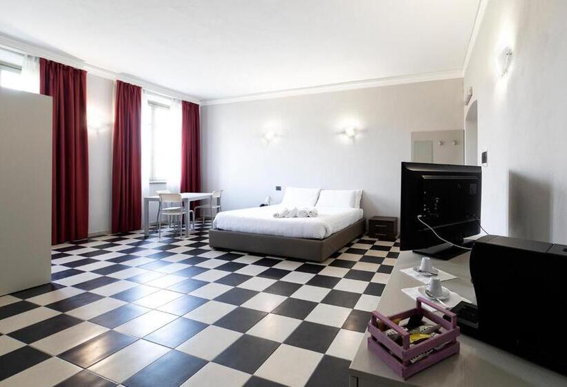 غرفة قياسية, Cascina Marchesa