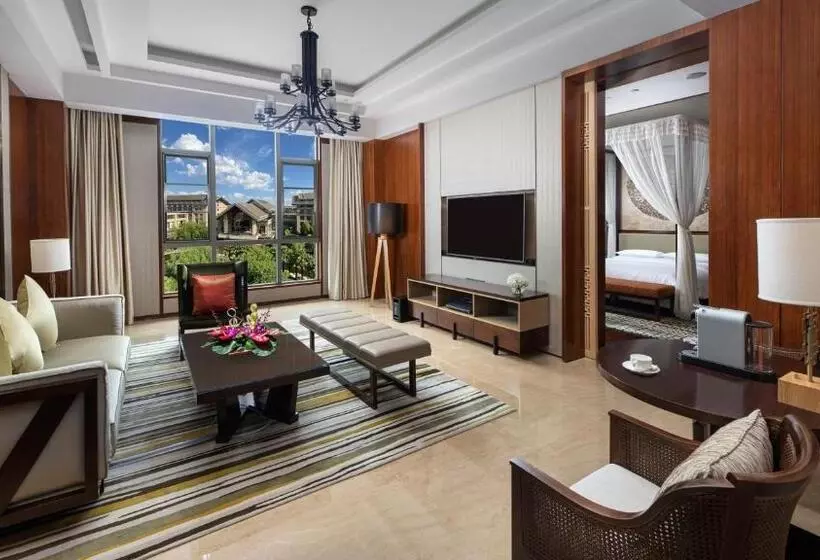 キングサイズベッドのスイートルーム, Intercontinental Kunming, An Ihg