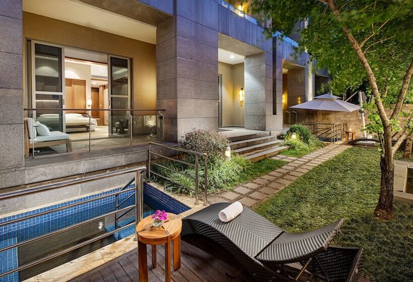 جناح, Intercontinental Kunming, An Ihg