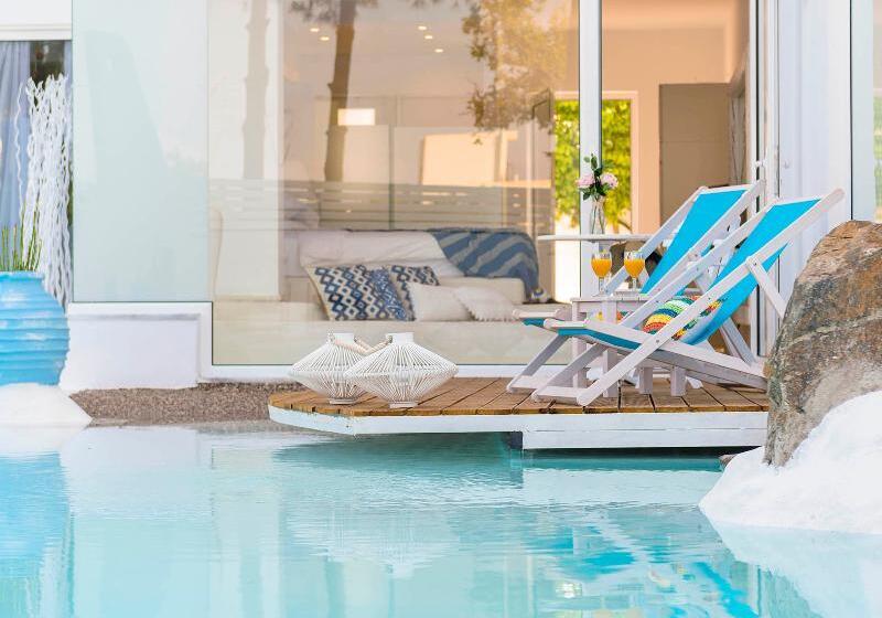 전용 풀장 스위트, Kouros Home & Suites