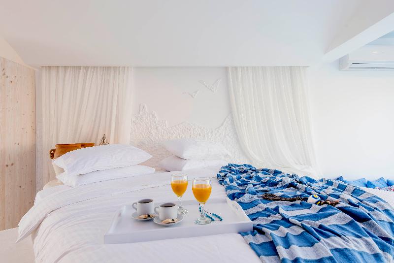 전용 풀장 스위트, Kouros Home & Suites