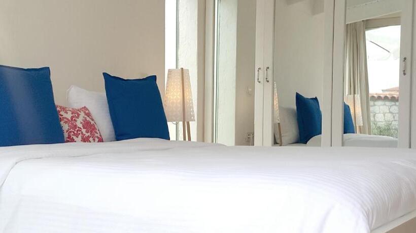 فيلا 4 غرف نوم, Alacati Luce Design Hotel   Special Category