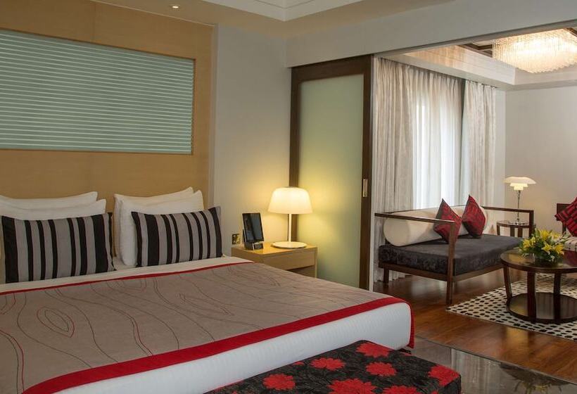 주니어 스위트, Radisson Blu Hotel Ahmedabad