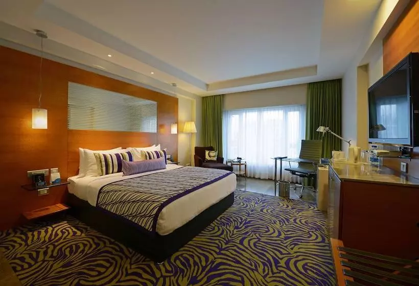 スーペリアールーム, Radisson Blu Hotel Ahmedabad