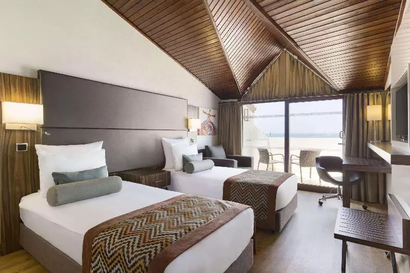 オーシャンビュースタンダードルーム, Ramada Resort By Wyndham Akbuk All Inclusive