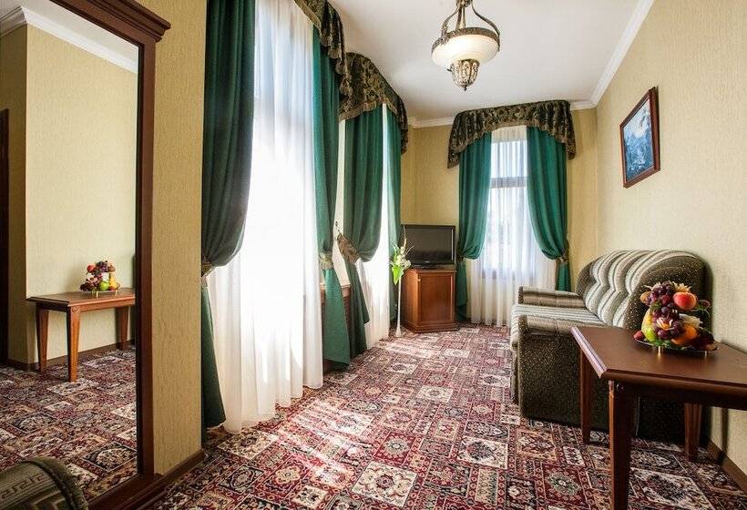 스위트, Villa Anna