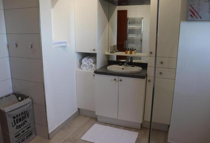 فيلا غرفة نوم واحدة مطلّة علي البحر, Résidence U Pirellu