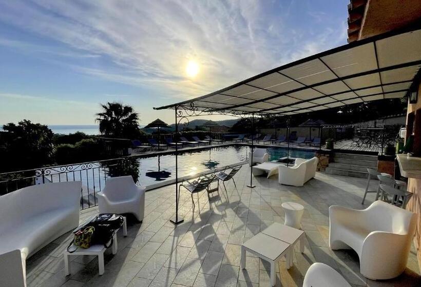 شقة غرفة واحدة, Résidence U Pirellu