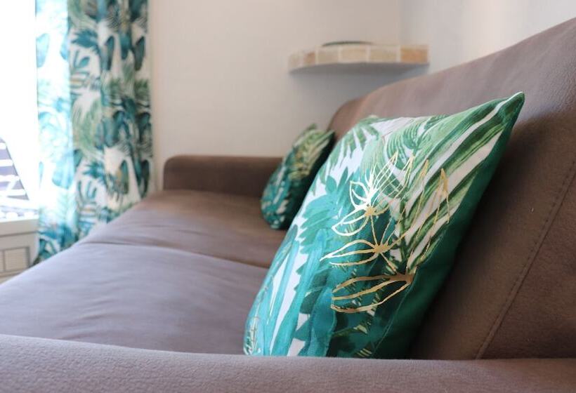 شقة غرفة واحدة, Résidence U Pirellu