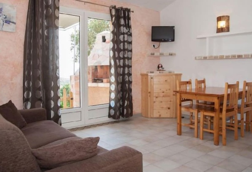 شقة غرفة واحدة, Résidence U Pirellu