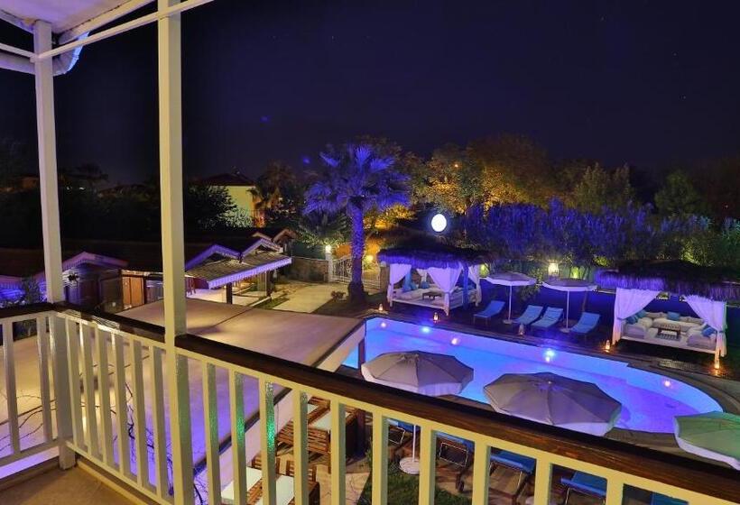 Люкс с Террасой, B&b Boutique