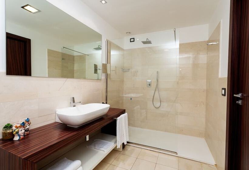 Quarto Superior, Borgo Di Luce I Monasteri Golf Resort & Spa