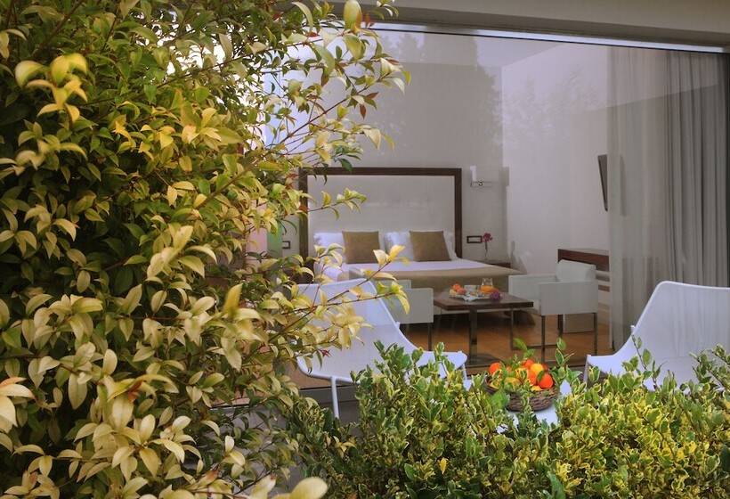 Номер Superior, Borgo Di Luce I Monasteri Golf Resort & Spa