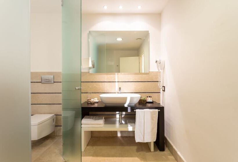 Quarto Deluxe, Borgo Di Luce I Monasteri Golf Resort & Spa