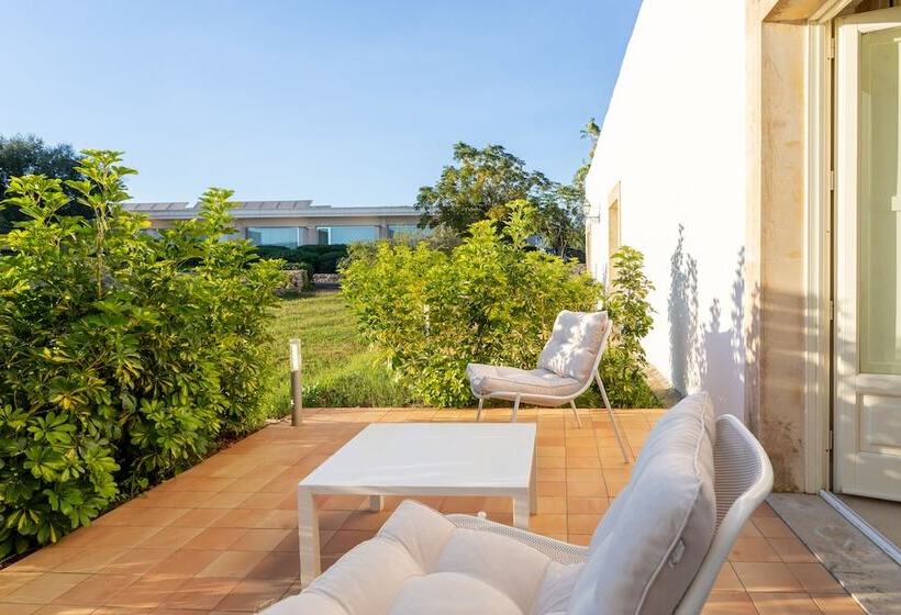 Quarto Deluxe, Borgo Di Luce I Monasteri Golf Resort & Spa