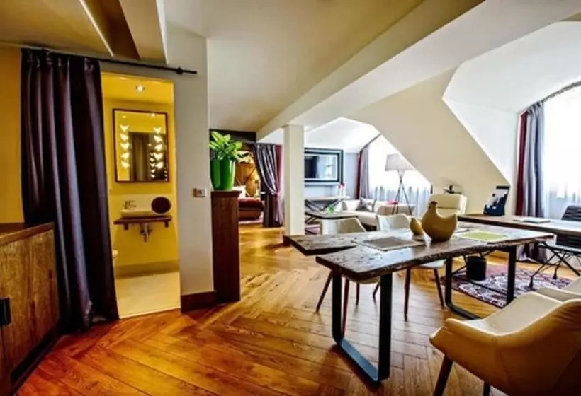 1ベッドルームアパートメント, Bristol Tradition And Luxury