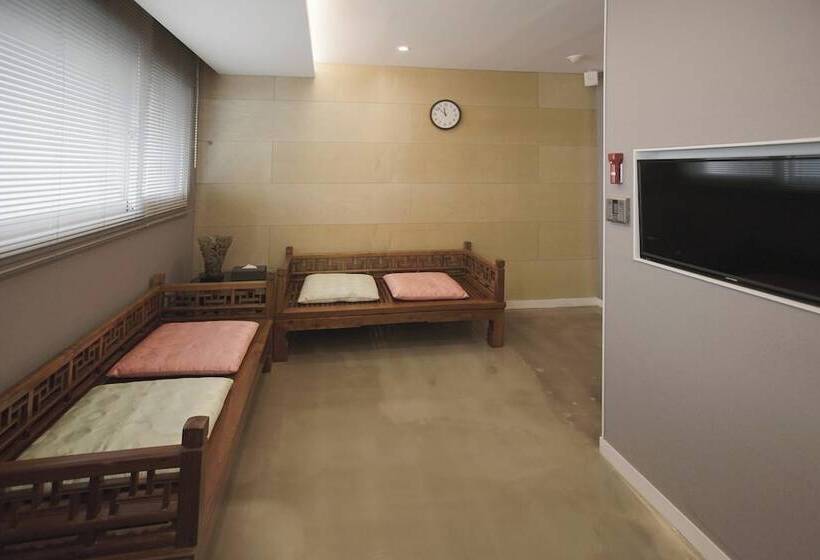 Семейный Номер, Dada Insadong