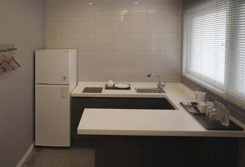 Семейный Номер, Dada Insadong