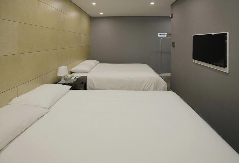 Семейный Номер, Dada Insadong