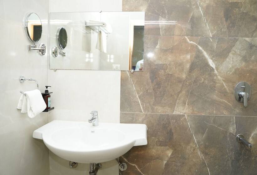 اتاق لوکس, Turban Valley View Resort And Spa, Udaipur