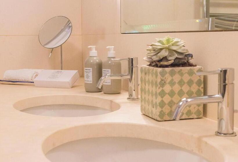 Tengerre Néző Deluxe Szoba, Le Capase Resort Salento