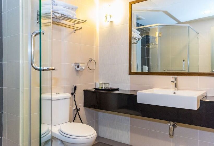 חדר אקזקיוטיב חדר קינג, Mh Sentral Sungai Siput