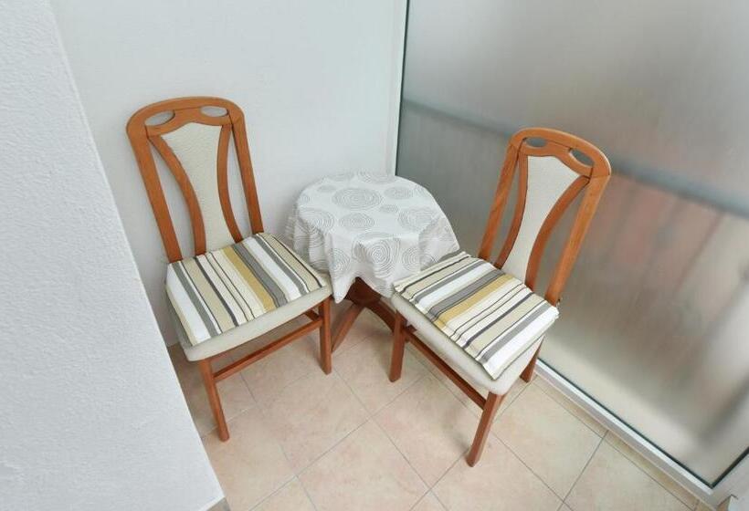 חדר סטנדרט, Pansion Karoca