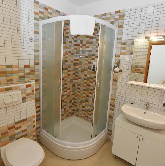 חדר סטנדרט, Pansion Karoca