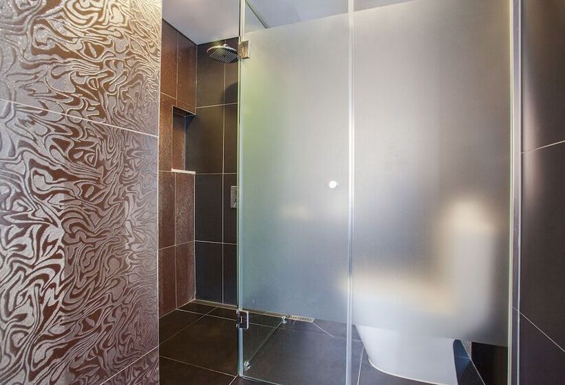 豪华房间, Pharos