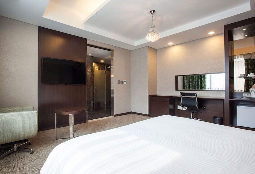 豪华房间, Pharos