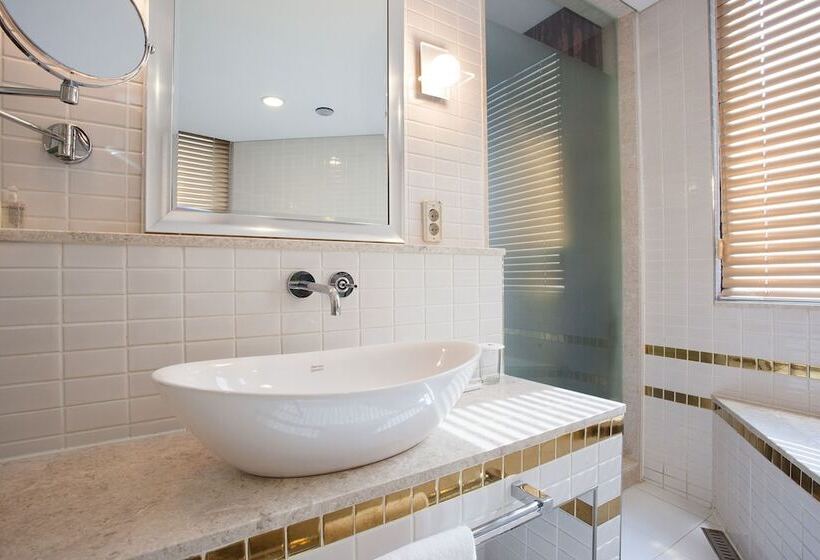 豪华房间, Pharos