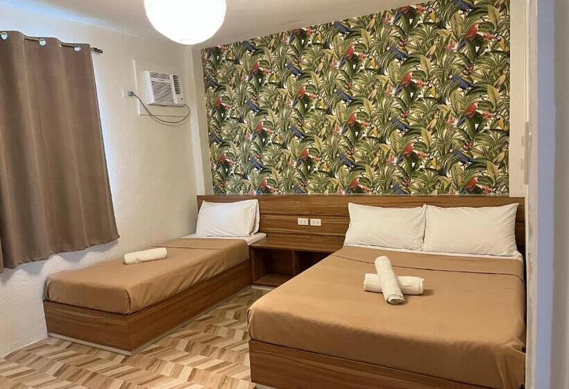 اتاق خانوادگی, Red Knight Gardens