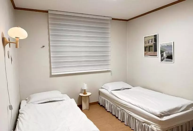 Deluxe-huone, Ssh Icon Hostel