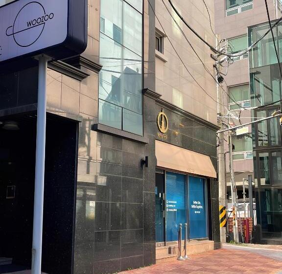 デラックスの４人部屋, Ssh Icon Hostel