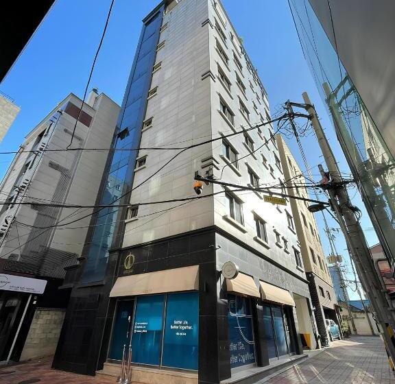 デラックスの４人部屋, Ssh Icon Hostel