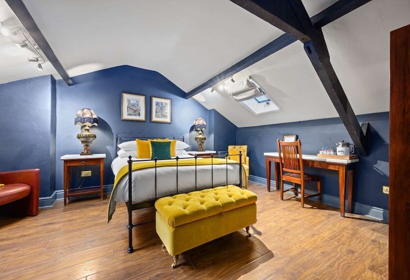 Номер Executive, The Fat Badger