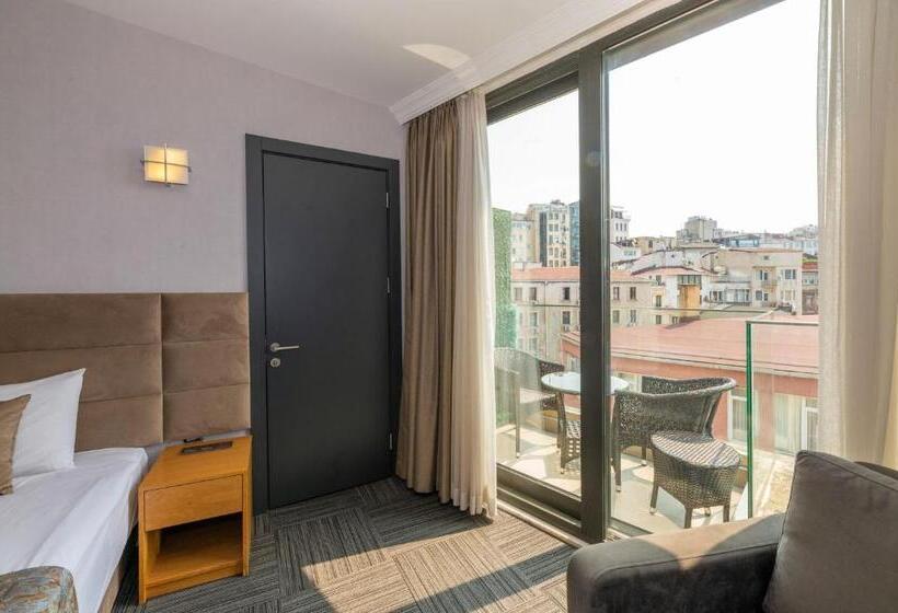 اتاق لوکس با بالکن و چشم‌انداز دریا, Taksim Hotel V Plus