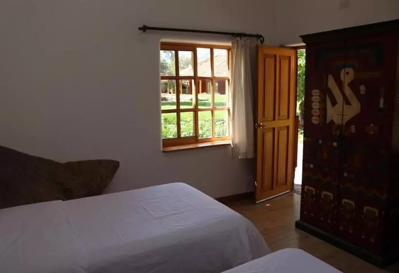 اتاق استاندارد سه نفره, Villa Urubamba