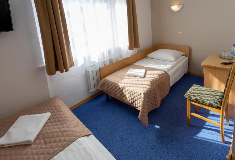 标准单人间, Kompleks Hotelowy Logos