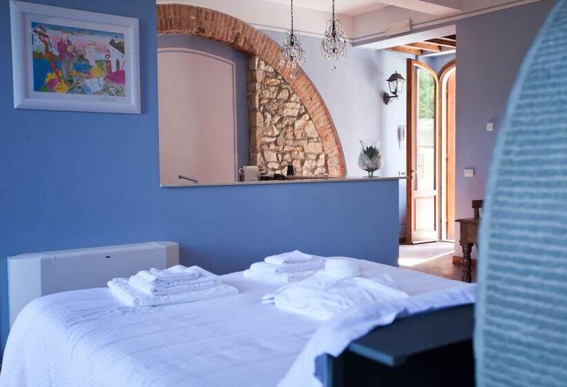 إستوديو سوبيريور, Relais Villa Belvedere