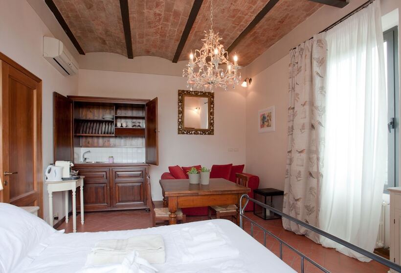 Студия Стандарт, Relais Villa Belvedere