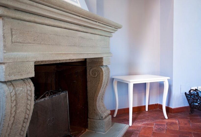 إستوديو سوبيريور, Relais Villa Belvedere