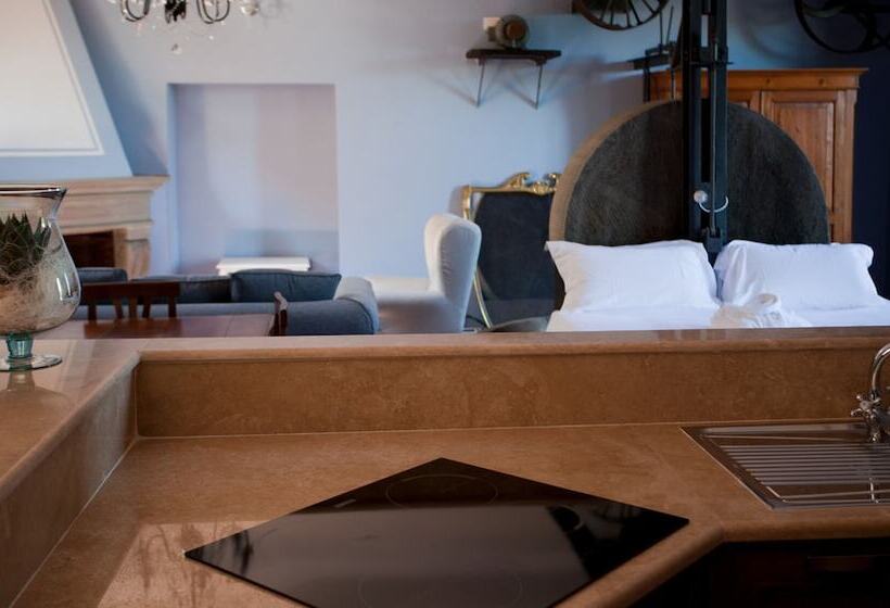 إستوديو سوبيريور, Relais Villa Belvedere